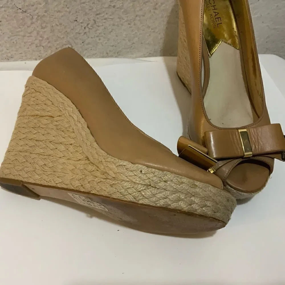 Michael Kors Wedge  tan shoe’s espadrille